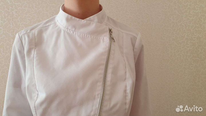 Медицинский халат косметолога