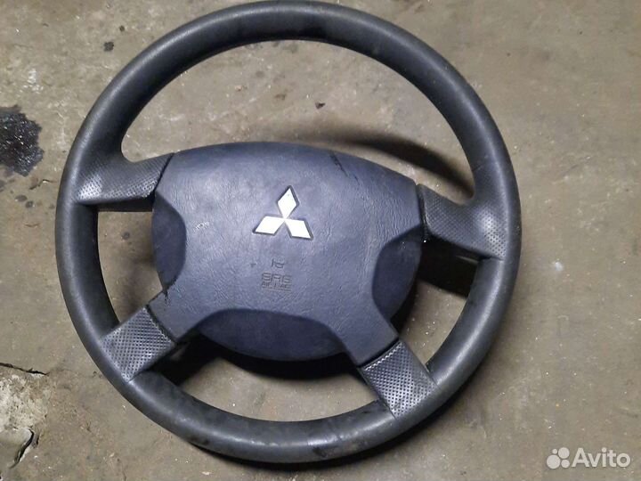 Руль Mitsubishi space star