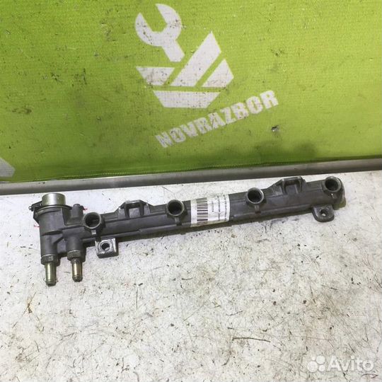 Рейка топливная (рампа) Фольксваген Гольф 4 Бора