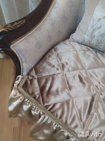 Дивандеки на диван и кресла