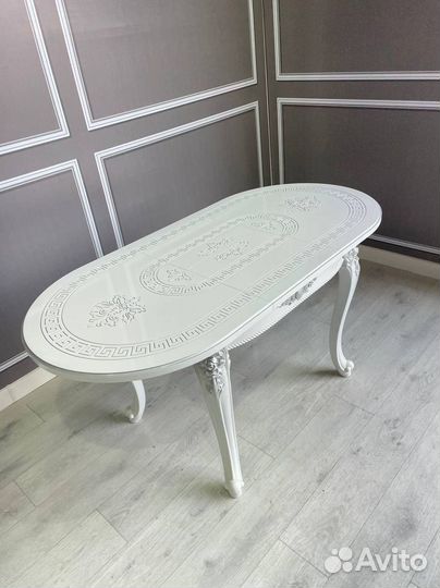 Комплект стол и стулья. В наличии