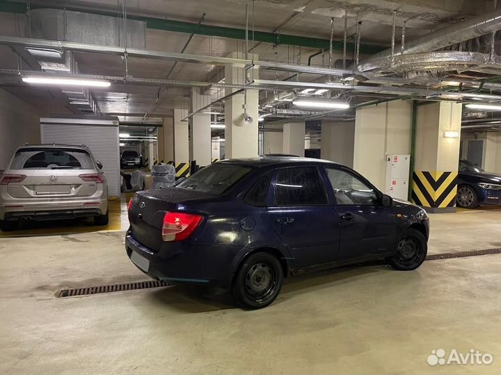 LADA Granta 1.6 МТ, 2012, 194 000 км