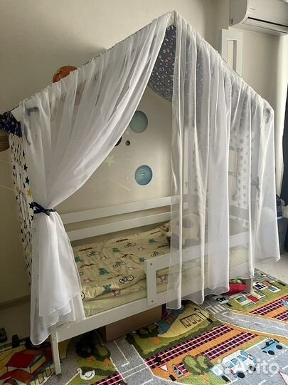 Кровать-домик детская