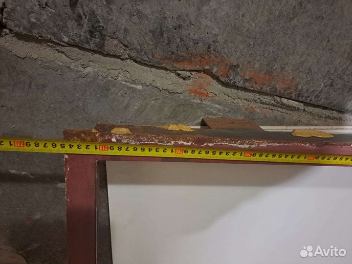 Металлическая дверь бу