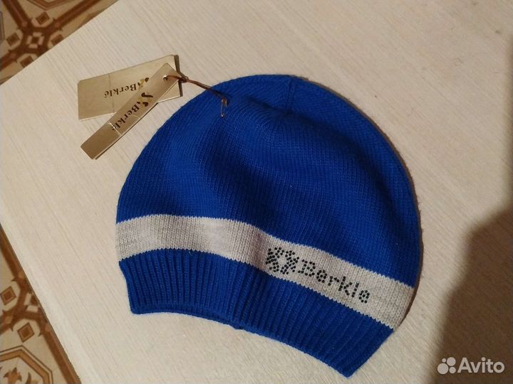 Шапка детская новая осенняя