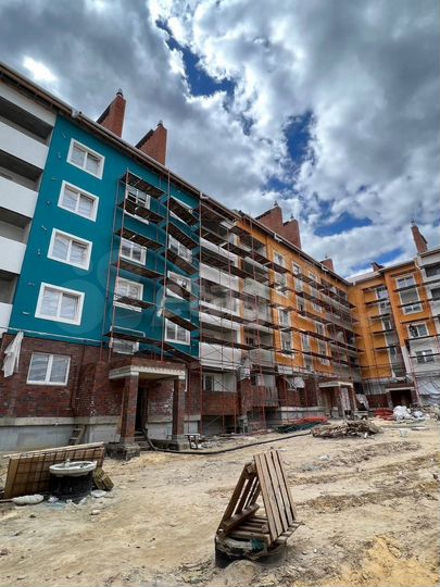 2-к. квартира, 67,8 м², 2/5 эт.