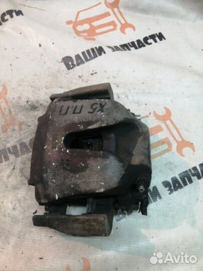 Суппорт тормозной передний правый Bmw X5 F15 2018