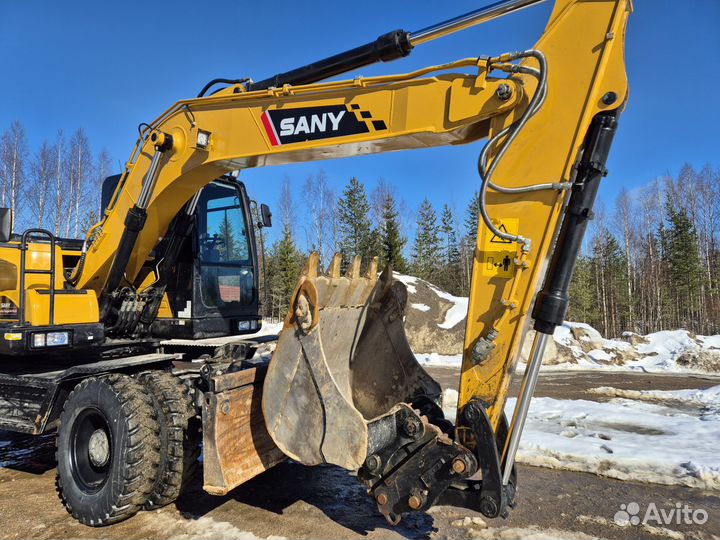 Колёсный экскаватор Sany SY165W, 2022