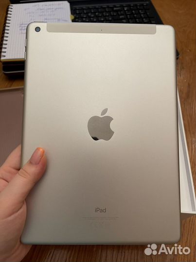 Apple iPad 2018 128гб wi-fi + celluar