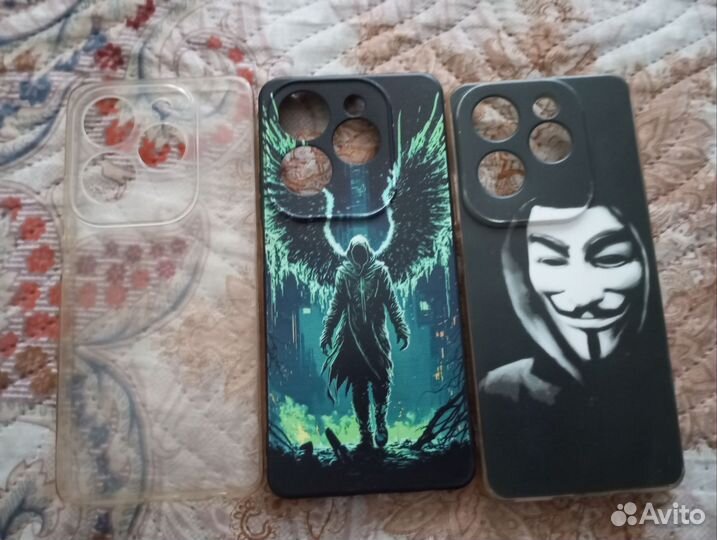 Чехол на телефон