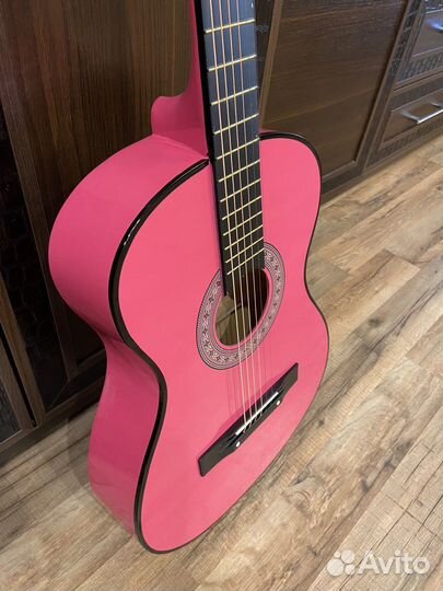 Гитара новая в коробке
