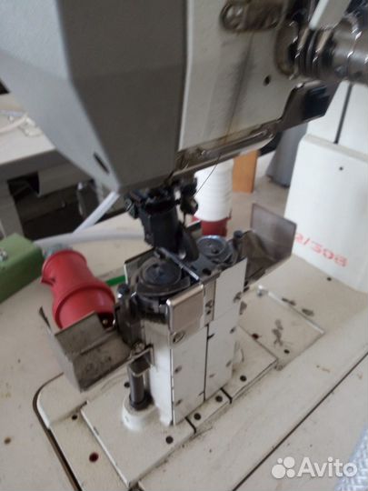 Pfaff1294-Двухигольная с колонковой платформой