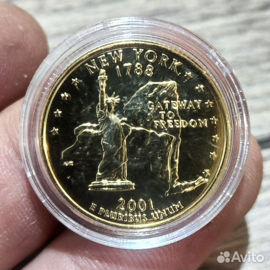 Liberty quarter dollar