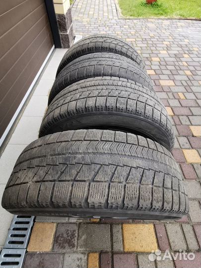 Литые диски R15 с шинами 195/65 R15