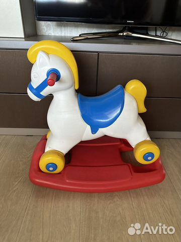 Детская качалка лошадь