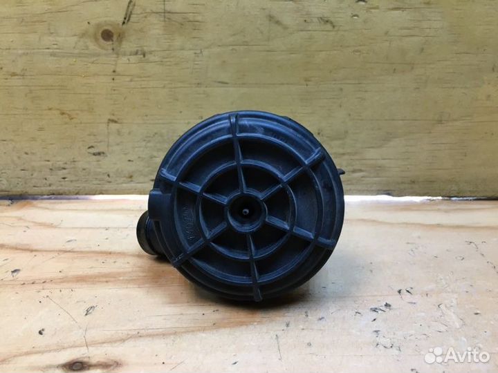 Клапан вентиляции картерных газов audi A6