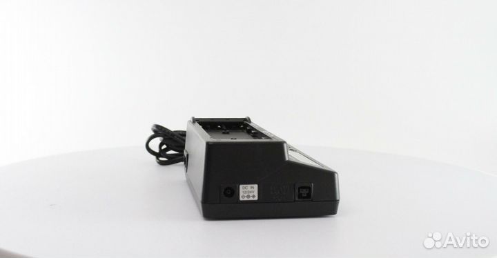 Зарядное устройство для видеокамеры sony AC-VQ850