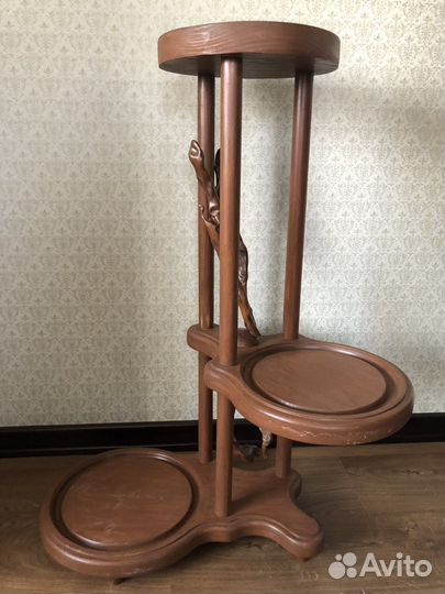 Подставка под цветы