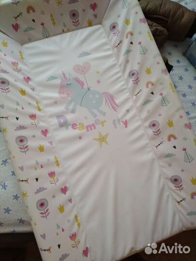 Пеленальная доска на жёсткой основе