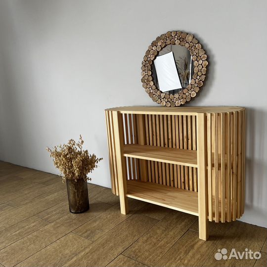 Зеркало в раме из дерева для дома и дачи