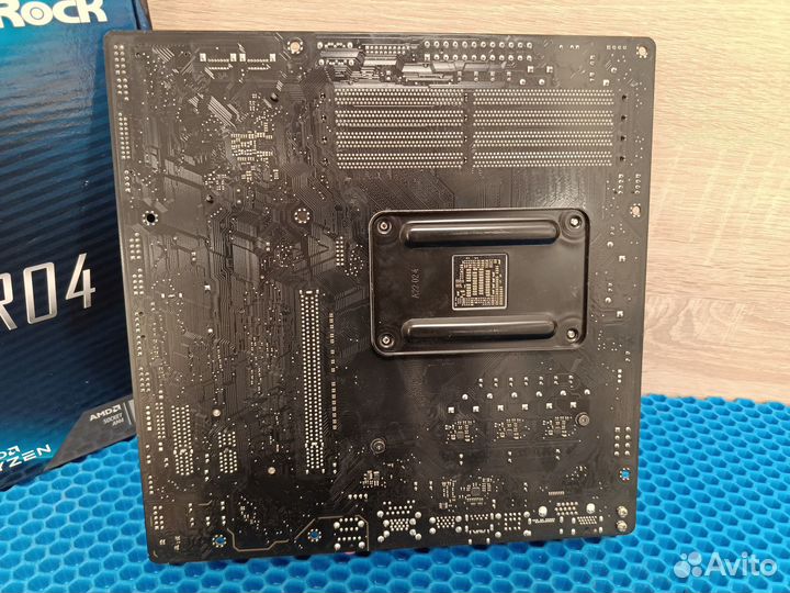 Материнская плата B550M Pro4 AM4