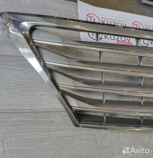 Решётка радиатора Lx 570 2008-2011 Оригинал