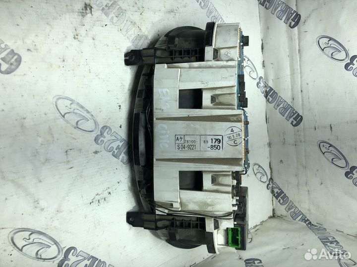 Щиток приборов Honda Civic EK3