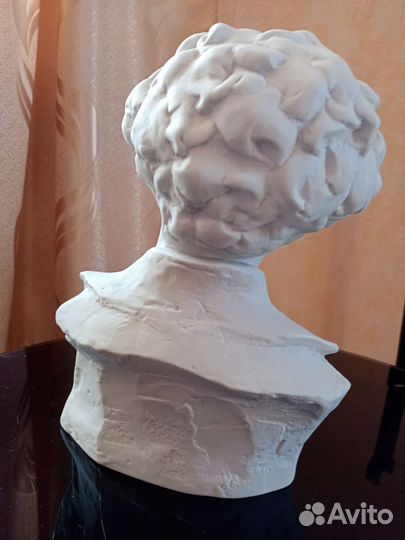 Бюст А. С. Пушкина