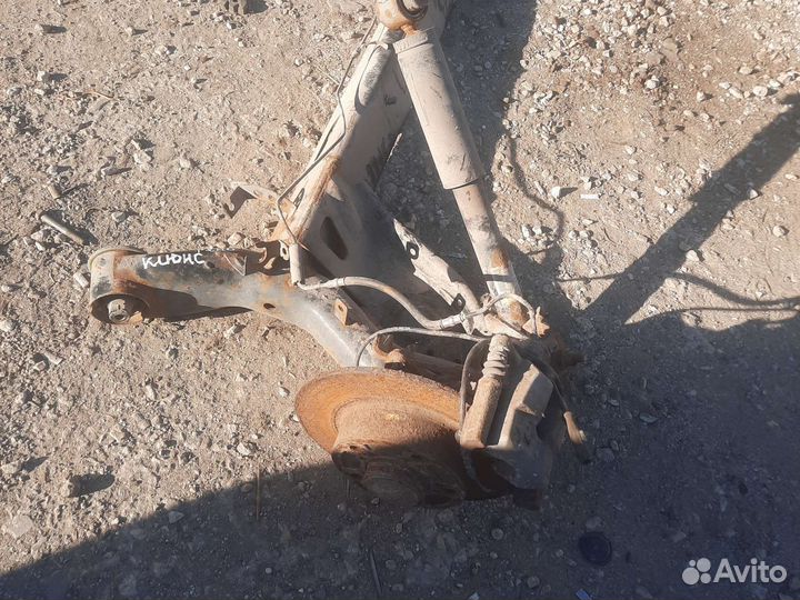 Задняя балка renault fluence