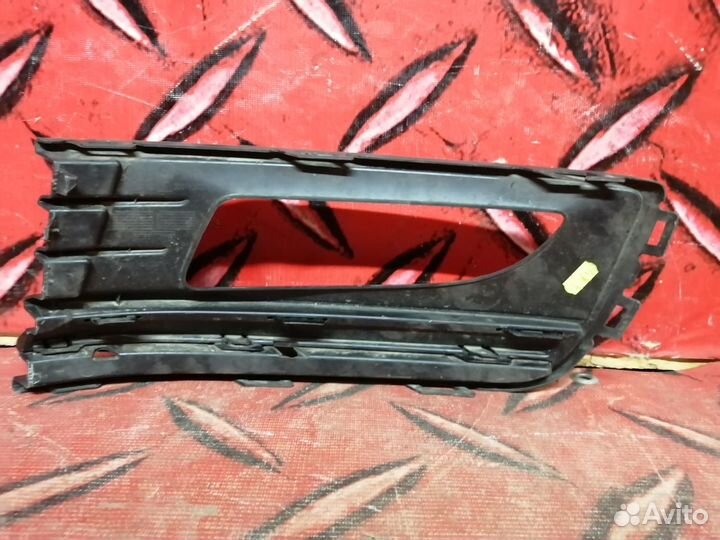 Облицовка решетки правая птф Volkswagen Polo