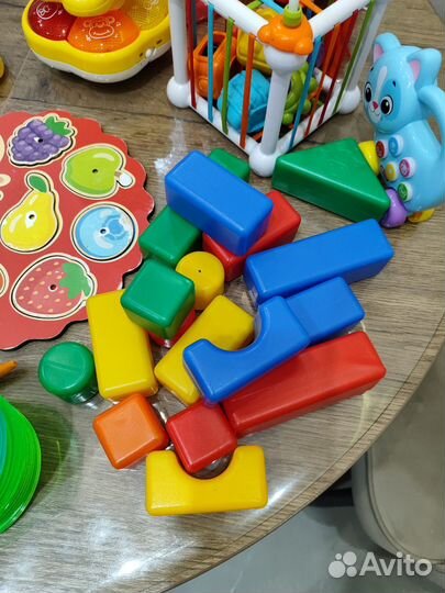 Развивающие игрушки