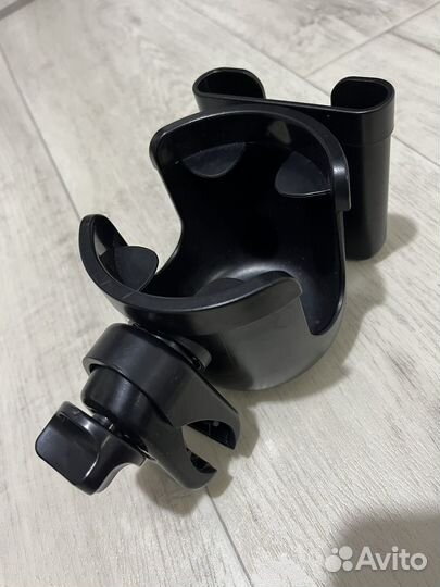 Универсальный подстаканник