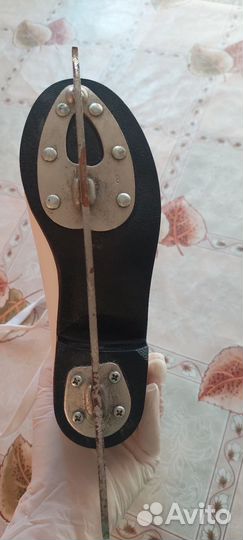 Коньки фигурные 