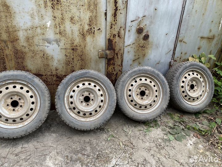 Bfgoodrich G-Force Stud 205/55 R16