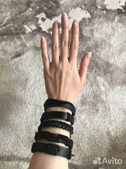 Кожаный браслет