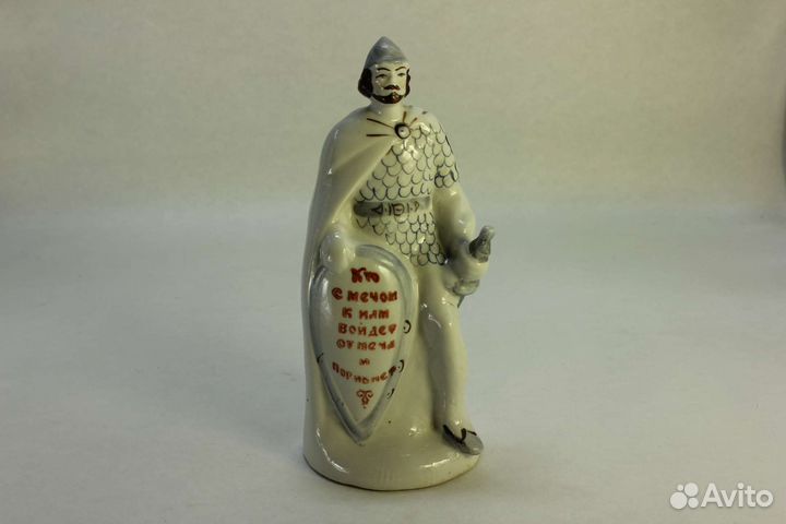 Фарфоровая статуэтка Александр Невский