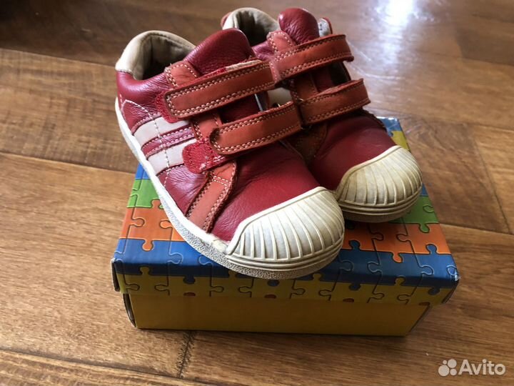 Кроссовки adidas