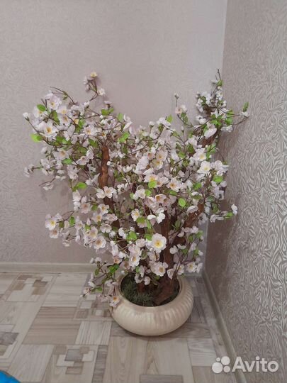 Искусственная сакура