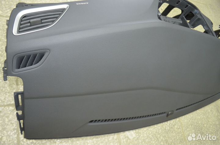 Торпедо панель приборов Hyundai Solaris New