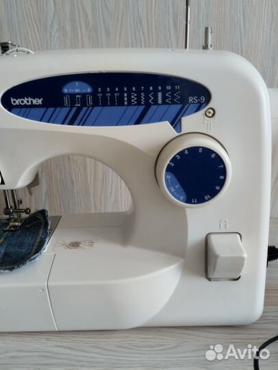 Швейная машинка brother