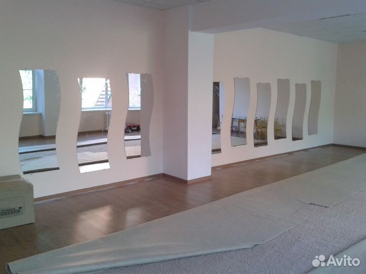 Услуги по установке стекла и зеркал