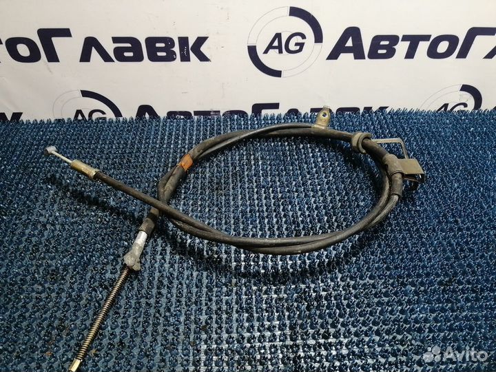 Трос стояночного тормоза Toyota Wish