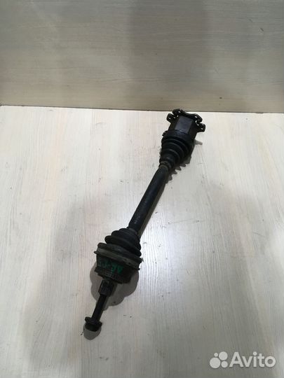 Полуось передняя левая Ауди А6 С5 АКПП 2.4