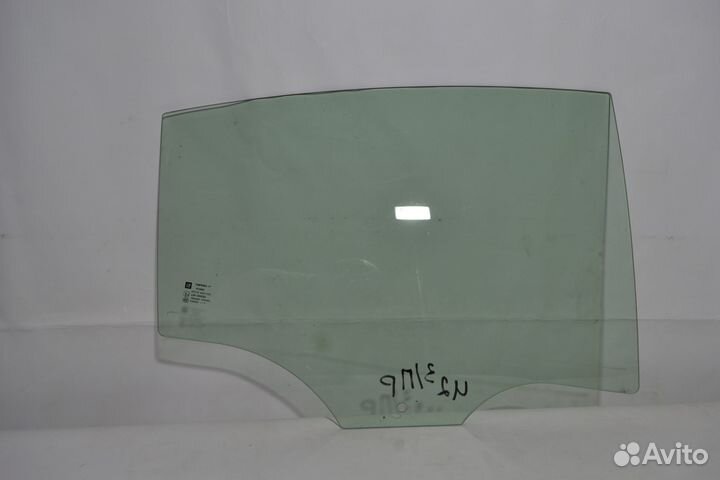 Стекло двери зад/прав Opel Insignia