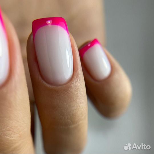 Маникюр с покрытием гель-лаком