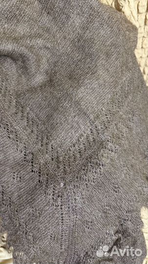 Пуховый платок светлокоричневый 150*120 новый