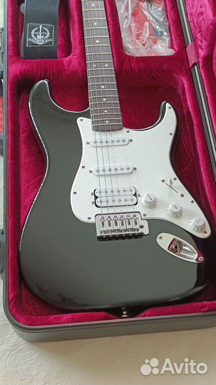 Электрогитара Squier stratocaster bullet