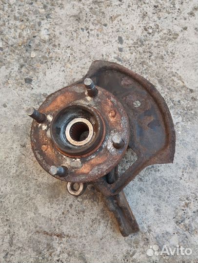 Поворотный кулак альмера классиа