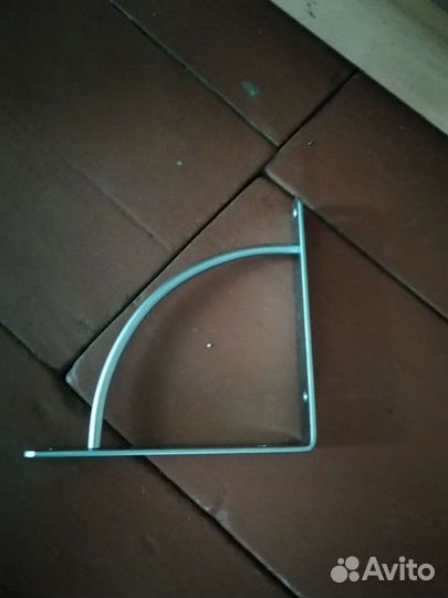 Подставка под фужеры и фрукты для барной стойки