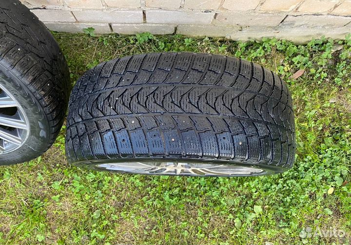 Колеса с шипованной резиной на mercedes r18 AMG